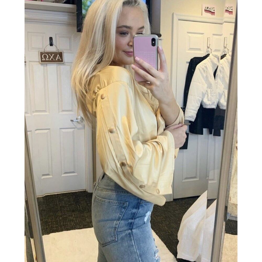 NWOT ontwelfth Golden Yellow bell sleeve with snap buttons cropped blouse